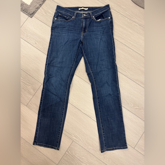 Levi's Denim - Levi’s Classic Straight Women's Blue Jeans Size 6